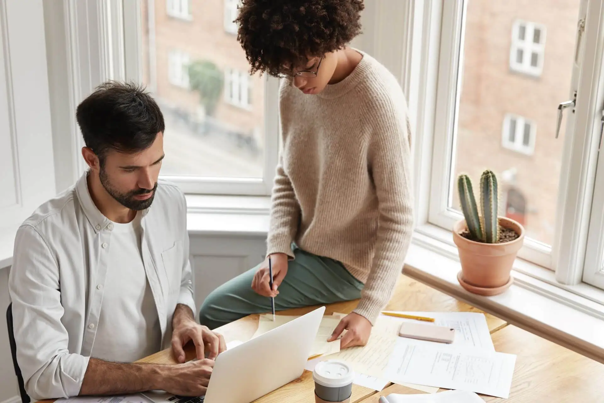 We help business owners decide which business tax records to keep and which to throw away.